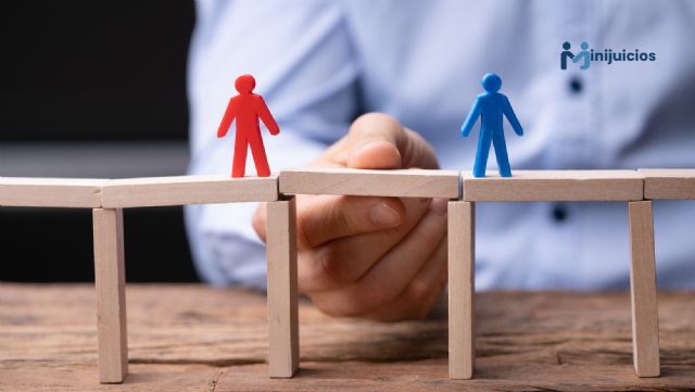 Minijuicios: Innovadora plataforma online para cumplir con la Ley 1/2025 en España - 1, Foto 1