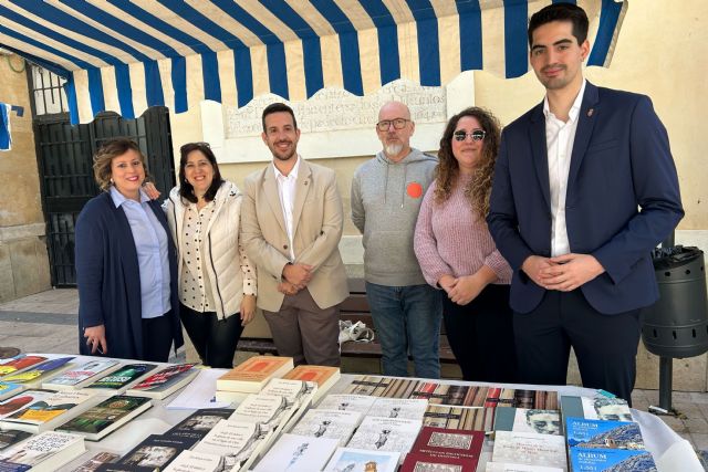 Mula celebra su Feria del Libro 2025 en una jornada primaveral cargada de historias y cultura - 1, Foto 1