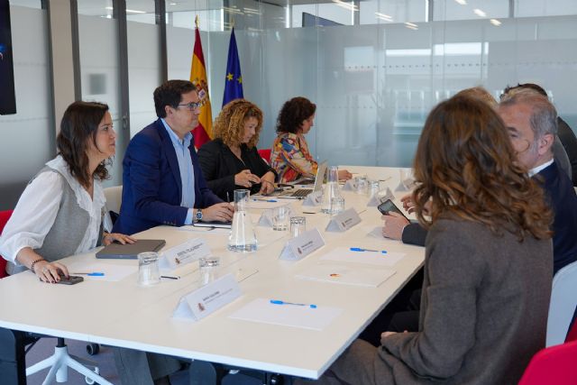 El ministro Óscar López se reúne con el sector español del videojuego - 1, Foto 1