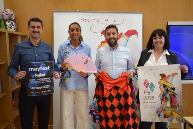 Presentacin en el ITREM de La Fiesta de Los Mayos 2025, Foto 1