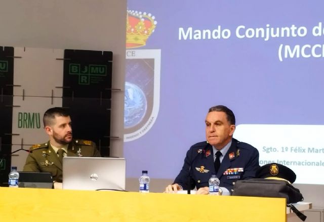 Los docentes de la CARM comprometidos con la Cultura de la Paz - 11