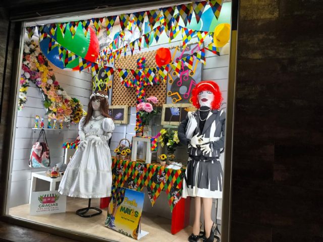 Ganadores del Concurso de Escaparates  Fiestas de Los Mayos 2025, Foto 1