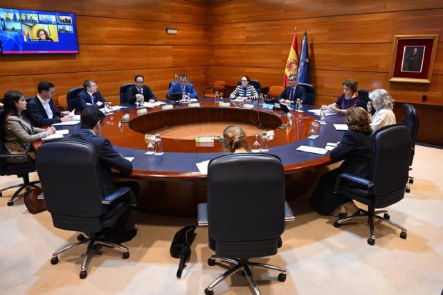 Félix Bolaños preside la reunión del Comité de Situación para evaluar el impacto del cese del suministro eléctrico - 1, Foto 1