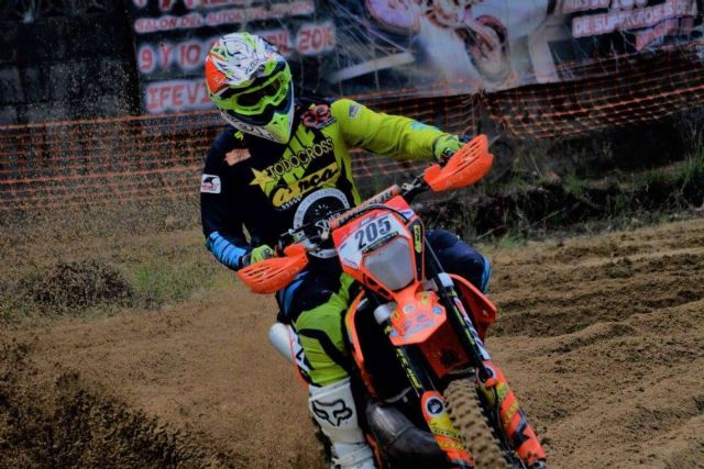 La ropa técnica de motocross da un paso más con la personalización de ADHESIVOSEMBARRADOS - 1, Foto 1