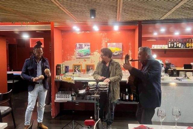 Gastronomía, música y alma cubana en las noches temáticas de Son´s Cubanos - 1, Foto 1