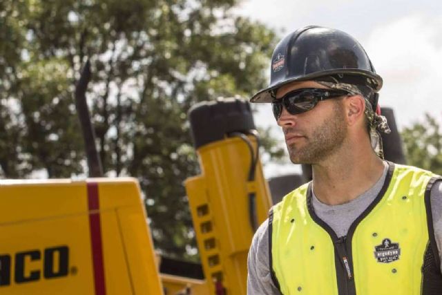 BAroig refuerza la protección laboral con prendas refrigerantes para combatir el estrés térmico - 1, Foto 1