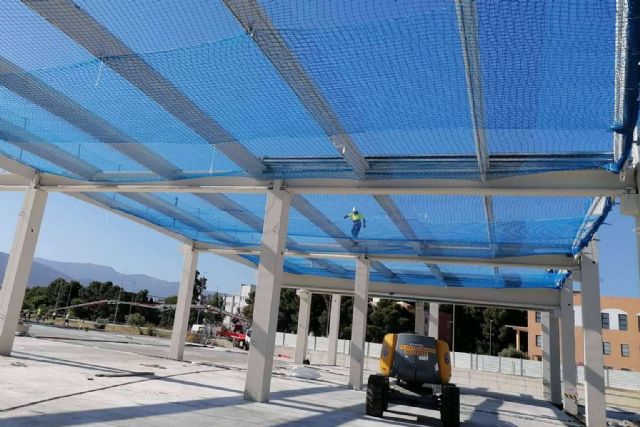 Redes y Protección instala redes de seguridad en obra cumpliendo normas clave de prevención - 1, Foto 1