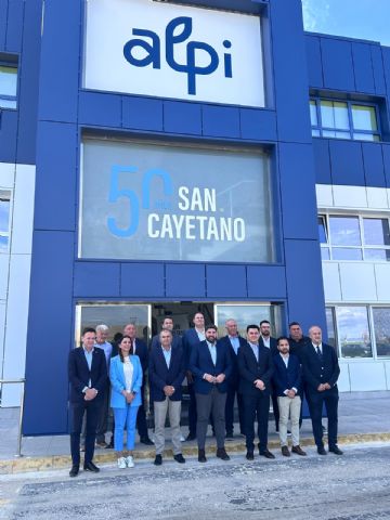 El presidente Fernando López Miras y el alcalde José Miguel Luengo, visitan la SAT San Cayetano con motivo de su 50 aniversario - 1, Foto 1