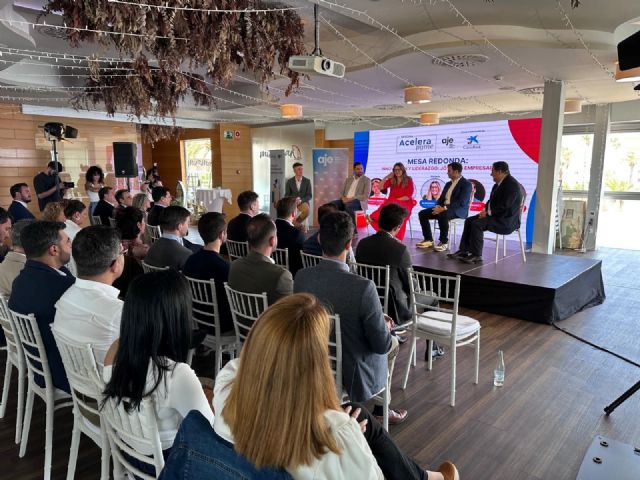 San Javier acogerá la gala de los XXVI Premios Caixabank Jóvenes Empresarios Héroes , de AJE - 1, Foto 1