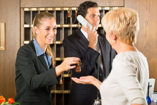 El empleo turístico supera los 2,9 millones de afiliados en un abril que sumó casi 100.000 nuevos trabajadores - 1, Foto 1