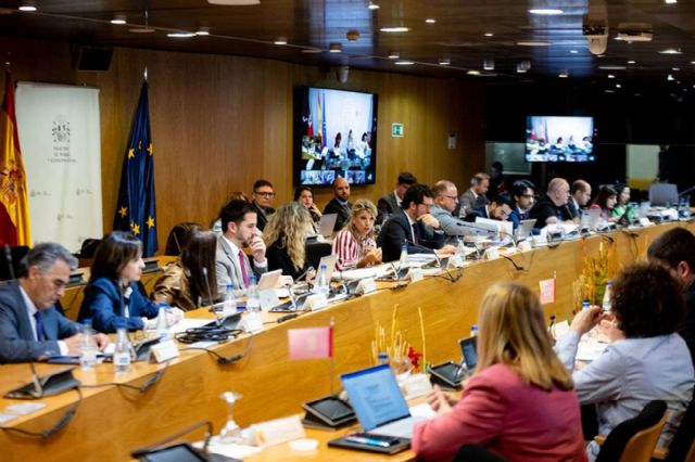 Trabajo y Comunidades Autónomas acuerdan la distribución territorial de 2.571 millones de euros en Políticas Activas de Empleo en 2025 - 1, Foto 1