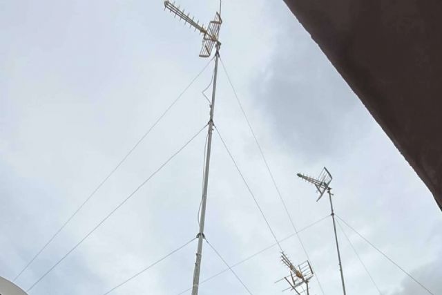 Antenistas Valencia amplía su cobertura con instalación de antenas TDT en Valencia y Burjassot - 1, Foto 1