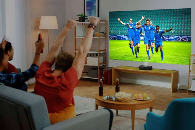 Optoma lanza ´Photon Go´; Proyector portátil de triple láser con Google TV - 1, Foto 1