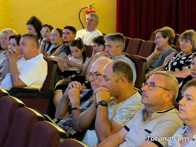 Dolores Lario presenta 