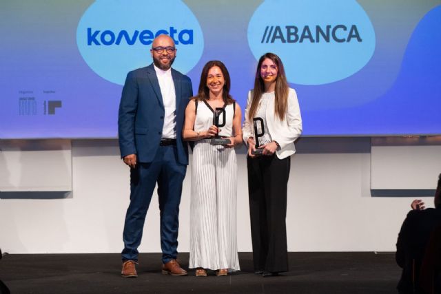 Konecta, galardonada en los Platinum Customer Experience Awards como Mejor experiencia de cliente en Banca - 1, Foto 1