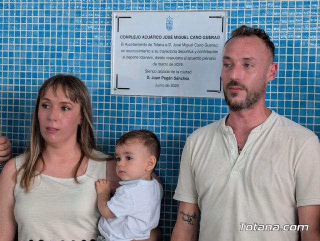 Reconocimiento institucional, a ttulo pstumo, a Jos Miguel Cano - 1