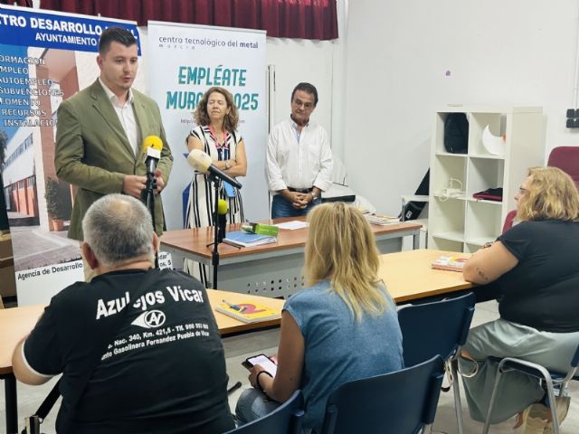 Arranca el programa formativo Emplate Murcia 2025, que se imparte de forma gratuita en el Centro de Desarrollo Local, para mayores de 16 aos empleados o desempleados, Foto 1