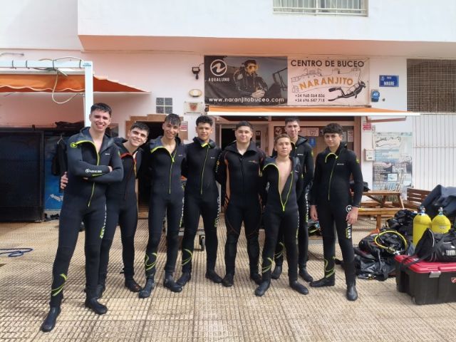 Bautismo de buceo para los usuarios del aula joven - 1, Foto 1