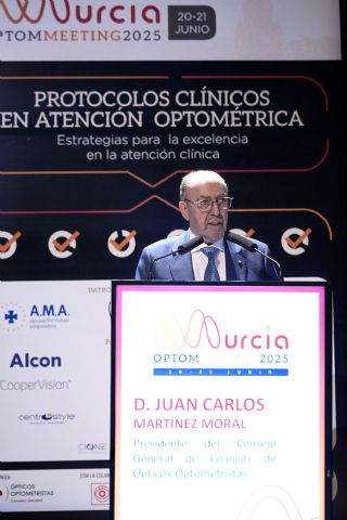 El congreso OPTOM Meeting 2025 celebrado en Murcia se clausura con un gran éxito de convocatoria y una gran calidad de exposiciones científicas - 1, Foto 1