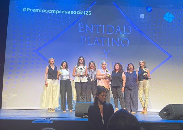 Formación Universitaria, triunfadora en los Premios Nacionales Empresa Social 2025 - 1, Foto 1