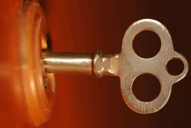 Seguros Academy ofrece una guía clara para ahorrar dinero en seguros sin tecnicismos - 1, Foto 1