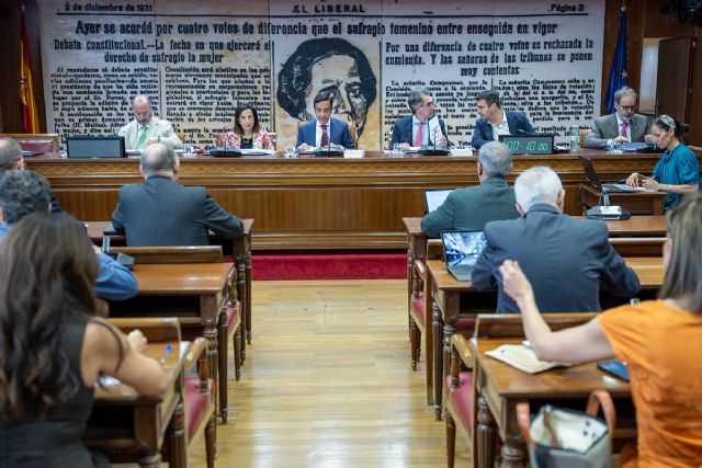 Margarita Robles: La inversión en seguridad y defensa y la inversión en bienestar pueden y deben ser complementarias - 1, Foto 1