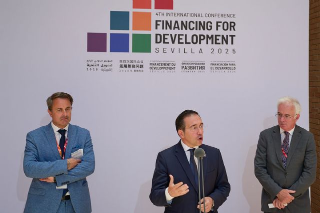 Jose Manuel Albares defiende el compromiso de España con la salud mundial aumentando fondos para sida, malaria y tuberculosis - 1, Foto 1