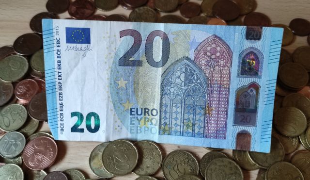 Junio mantiene cotizantes por encima de los 74.000 y los desempleados por debajo de los 7.000 - 1, Foto 1