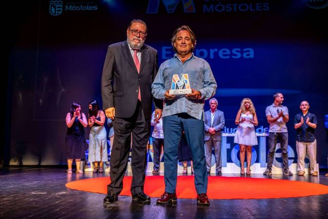 Master Battery, Premio Ciudad de Móstoles por su crecimiento y compromiso con la economía local - 1, Foto 1