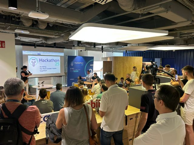 Fotocasa organiza un hackathon para explorar soluciones de IA aplicadas al sector inmobiliario para ayudar a usuarios y clientes - 1, Foto 1