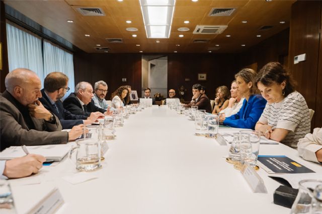 Jordi Hereu presenta el Plan Profarma 2025-2026 para convertir a España en líder europeo en producción farmacéutica - 1, Foto 1