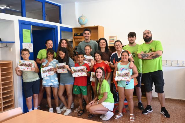 El Ayuntamiento de Mula entrega los diplomas de la primera quincena de la Escuela de Verano Municipal - 1, Foto 1