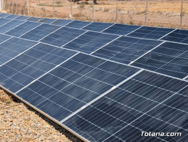 Inauguran una instalacin solar fotovoltaica en Totana para reducir costes energticos de la Comunidad de Regantes - 8