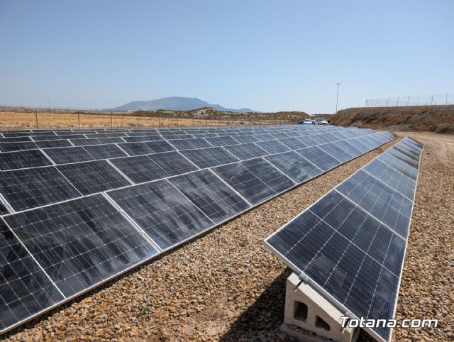 Inauguran una instalacin solar fotovoltaica en Totana para reducir costes energticos de la Comunidad de Regantes - 12