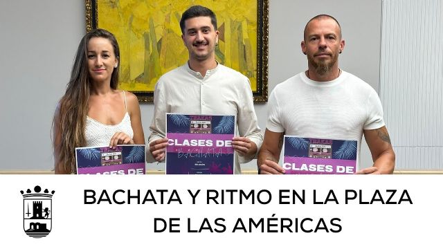 La Plaza de las Amricas se llena de ritmo con las clases de bachata organizadas por la Pea Trakas, Foto 1