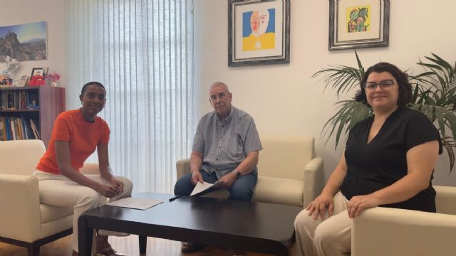 Firma de convenio con la Archicofrada de Nuestro Padre Jess Nazareno, Foto 1