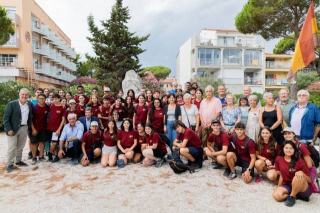Sira Rego reivindica el papel de la juventud en la defensa de la memoria democrática, durante su participación en la ´Ruta al Exilio´ - 1, Foto 1