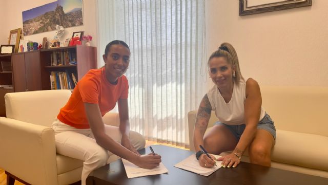 Firma de convenio con el Alhama C.F. ElPozo, Foto 1