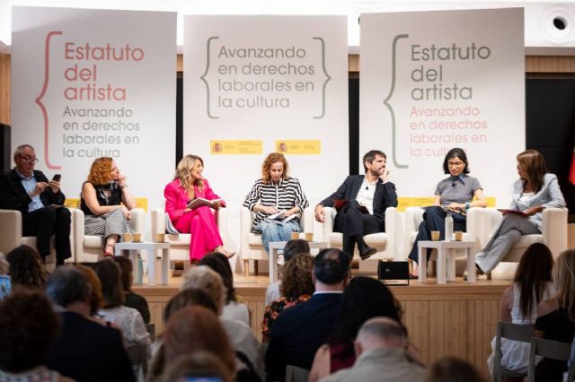 Yolanda Díaz presenta la reforma laboral del trabajo de las personas artistas - 1, Foto 1