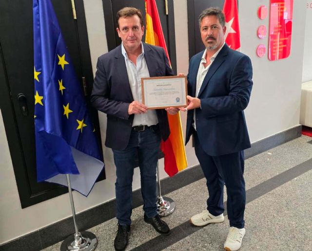 La acreditadora internacional de calidad DQ Certificaciones le otorga a Formación Universitaria la mención de Honor 2025 por su calidad educativa - 1, Foto 1