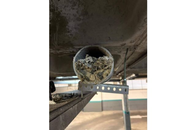 Atasca2 interviene en comunidad afectada por atasco en el saneamiento aéreo de garajes - 1, Foto 1