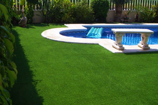 Albergrass presenta avances en césped artificial tecnológico para transformar jardines y terrazas - 1, Foto 1