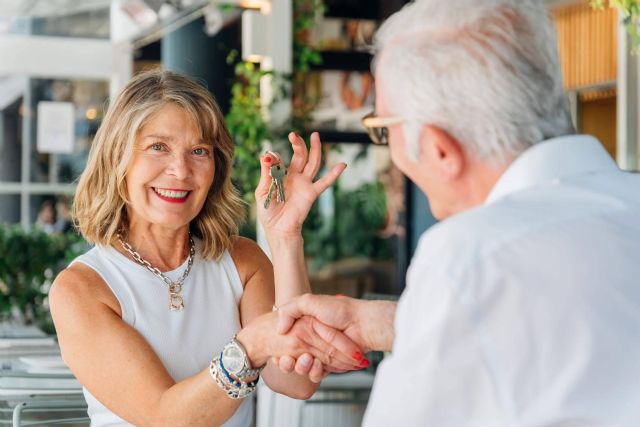 Barcelona registra un repunte en la búsqueda de locales comerciales y hoteles para inversión - 1, Foto 1