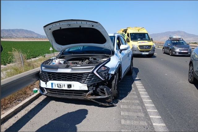 Accidente de trfico con varios vehculos implicados en la A7, Foto 1
