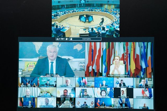 José Manuel Albares pide en la UE unidad para lograr una paz que respete la integridad territorial de Ucrania - 1, Foto 1