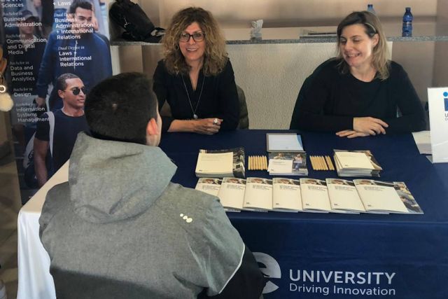 La mitad de los estudiantes de bachillerato que acuden a Unitour eligen su grado universitario por vocación - 1, Foto 1