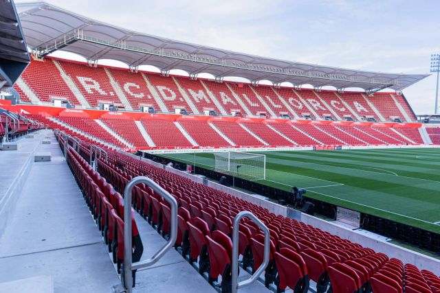 España se llena de ´turistas futboleros´; más de 15.000 visitas a estadios en lo que va de verano - 1, Foto 1