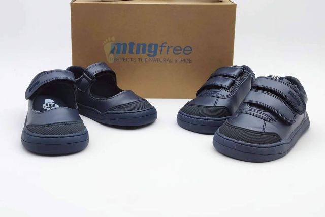 Más de 1.000 horas al año en zapatos, el barefoot, alternativa saludable para el entorno escolar - 1, Foto 1