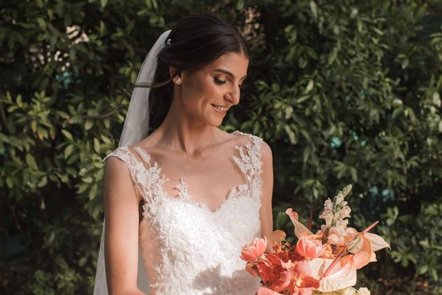 La boda de Lara; dos obras maestras de alta costura firmadas por Valérie Moreau - 1, Foto 1