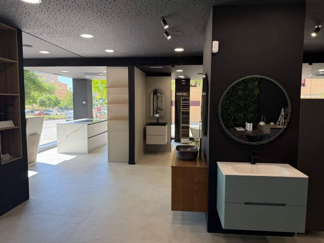 R8A Reforma; tecnología, experiencia y transparencia para transformar hogares en Sabadell - 1, Foto 1